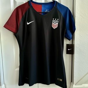 NIKE Dri-Fit Women’s USWNT (USA) Soccer Jersey